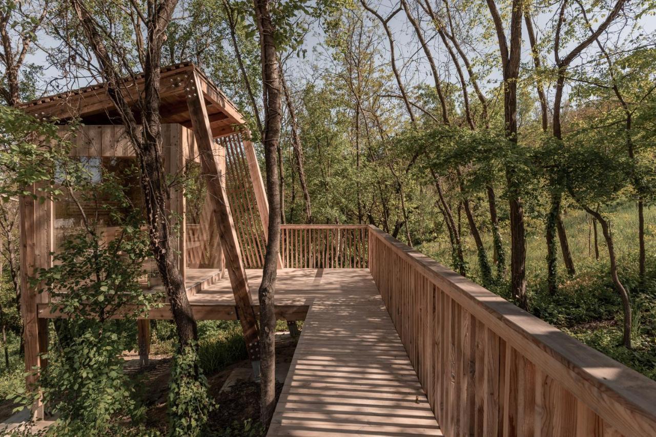Szegzard - The Lodge Szekszard Ngoại thất bức ảnh