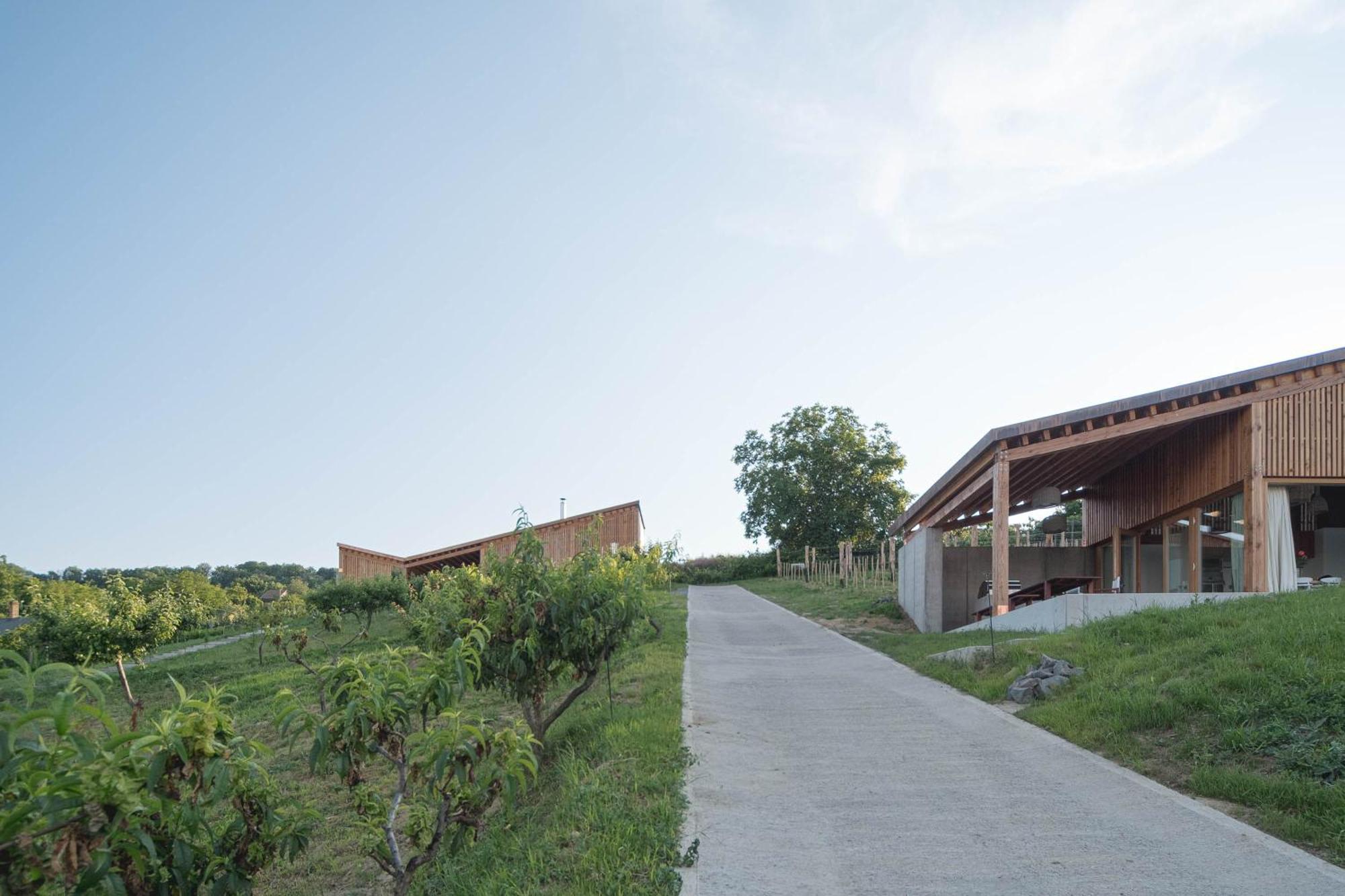 Szegzard - The Lodge Szekszard Ngoại thất bức ảnh